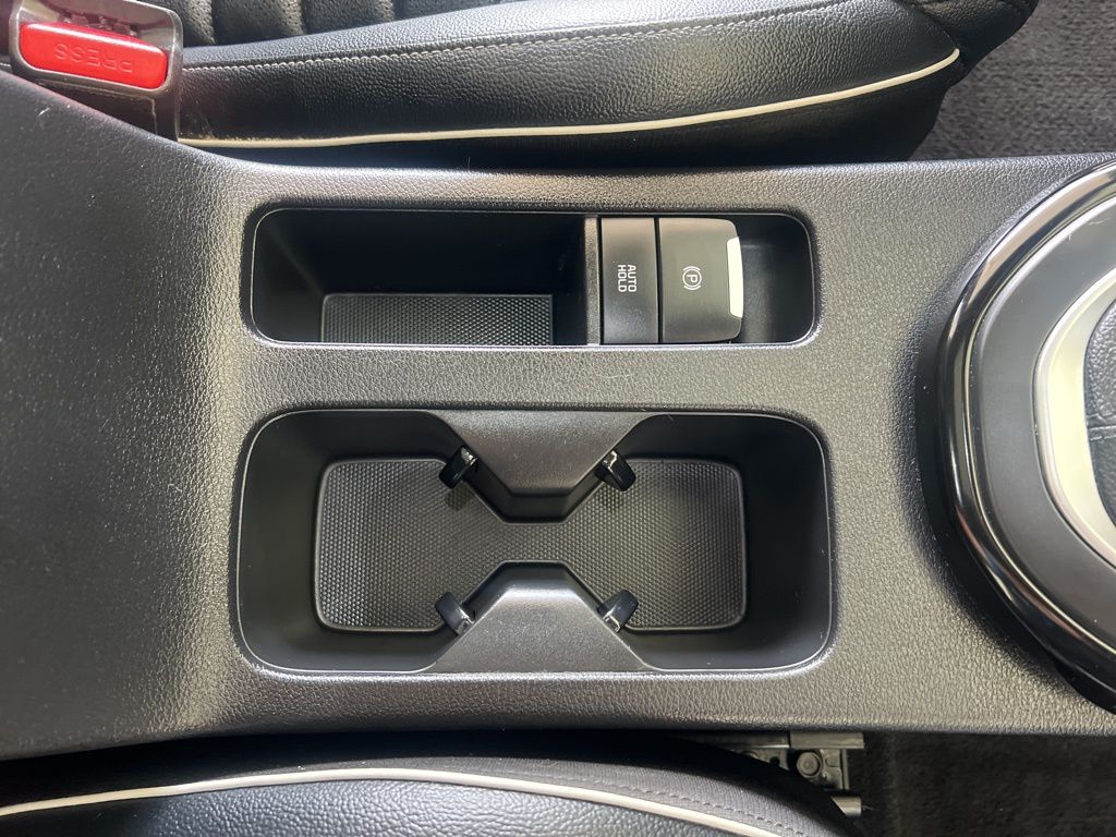 2023 Kia Forte GT-Line photo 23