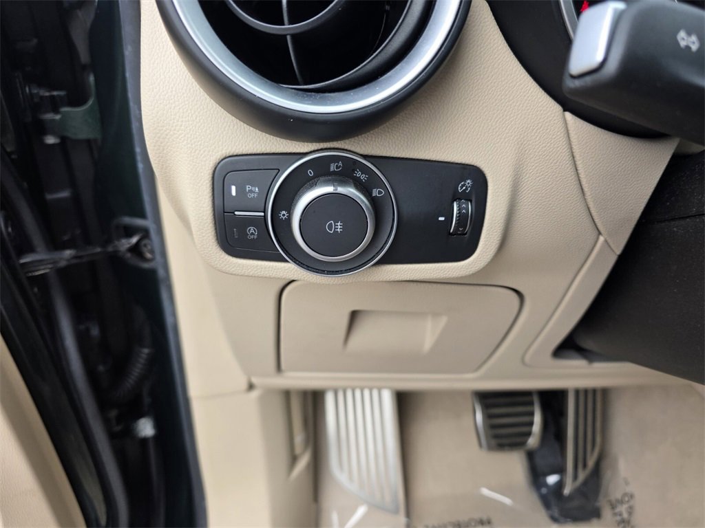 2019 Alfa Romeo Stelvio Ti photo 25
