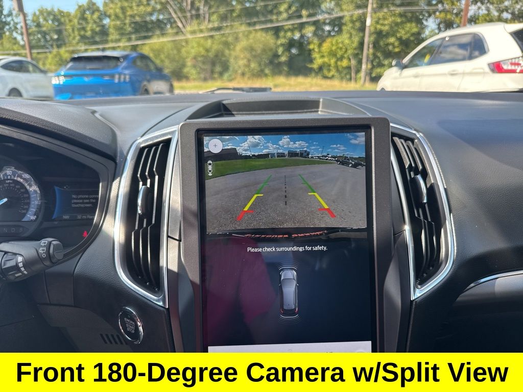 2022 Ford Edge Titanium photo 18