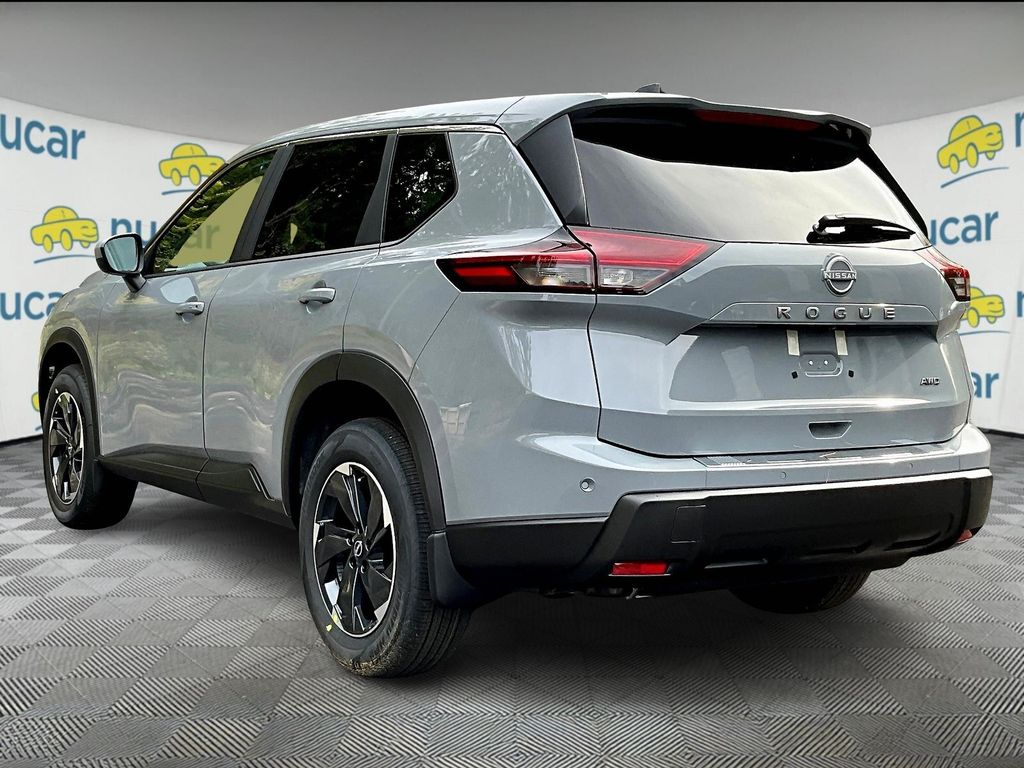 2026 Nissan Rogue SV photo 3
