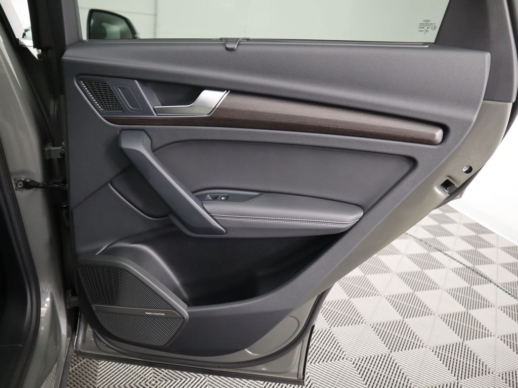 2025 Audi Q5 45 S line Premium Plus photo 24