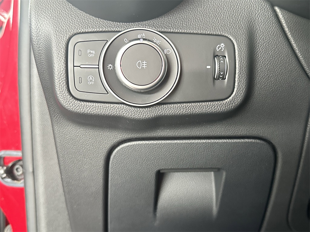 2018 Alfa Romeo Stelvio Ti photo 18