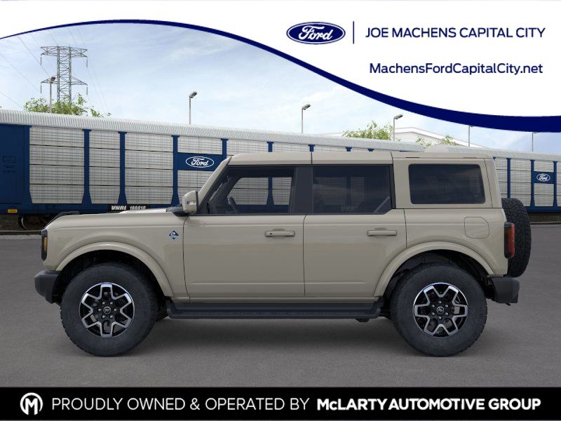 2025 Ford Bronco Outer Banks photo 4