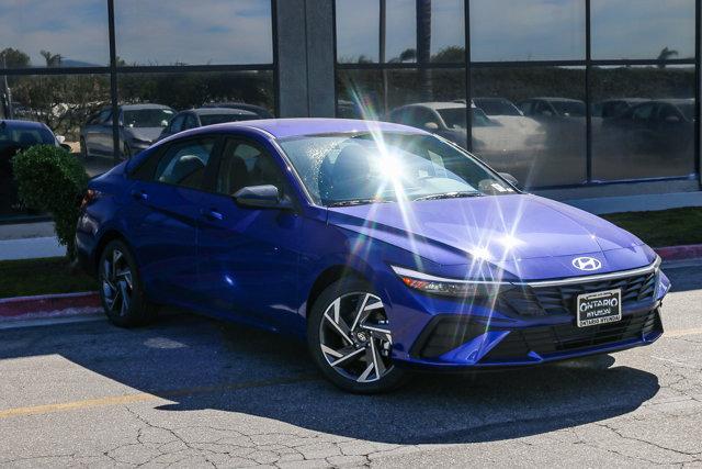 New 2025 Intense Blue Hyundai SEL Sport image 30