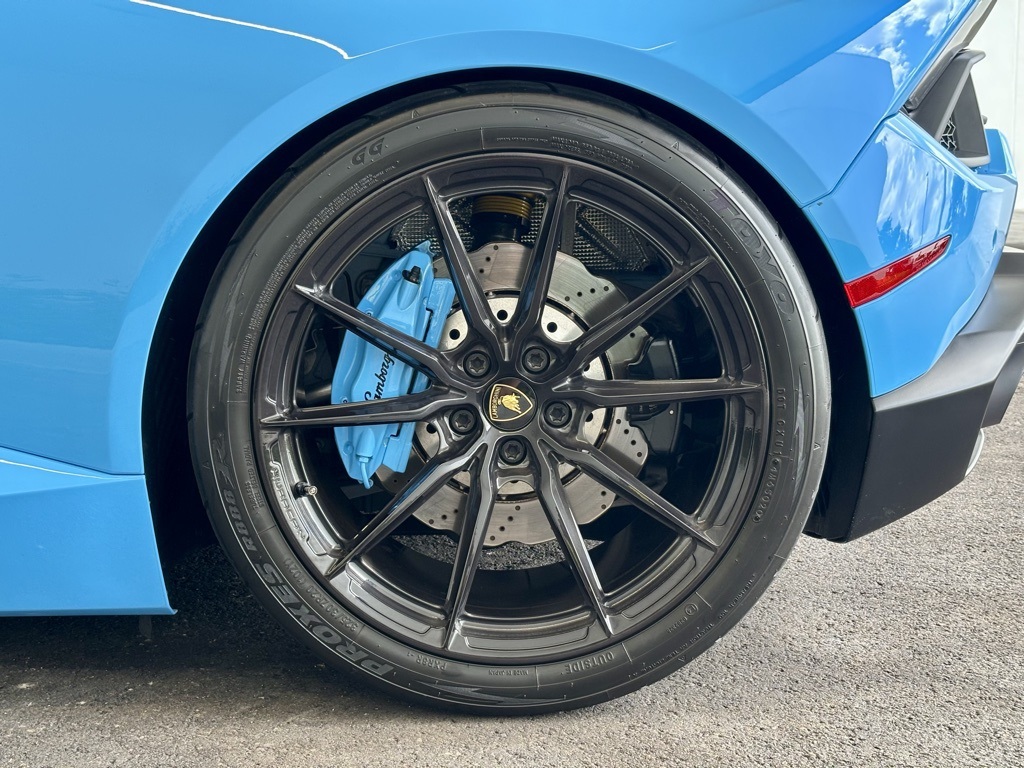 2018 Lamborghini Huracan Spyder photo 16