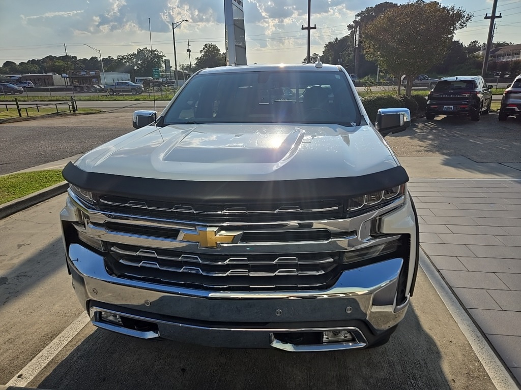 2019 Chevrolet Silverado 1500 LTZ photo 3