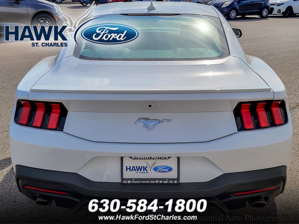2025 FORD MUSTANG - Image 4
