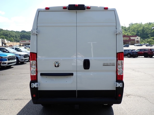 2025 Ram ProMaster 2500 photo 3