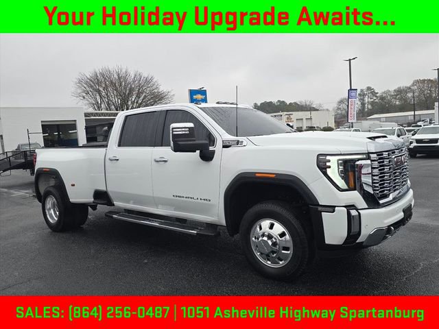 2024 GMC Sierra 3500HD Denali's photo