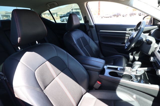 2023 Nissan Altima 2.5 SR photo 18