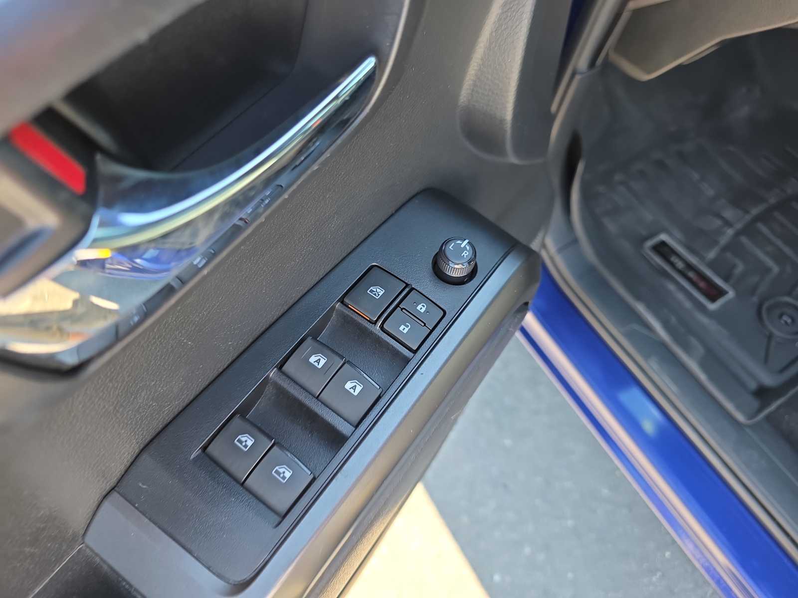 2022 Toyota Tacoma TRD Sport 4x4 photo 30