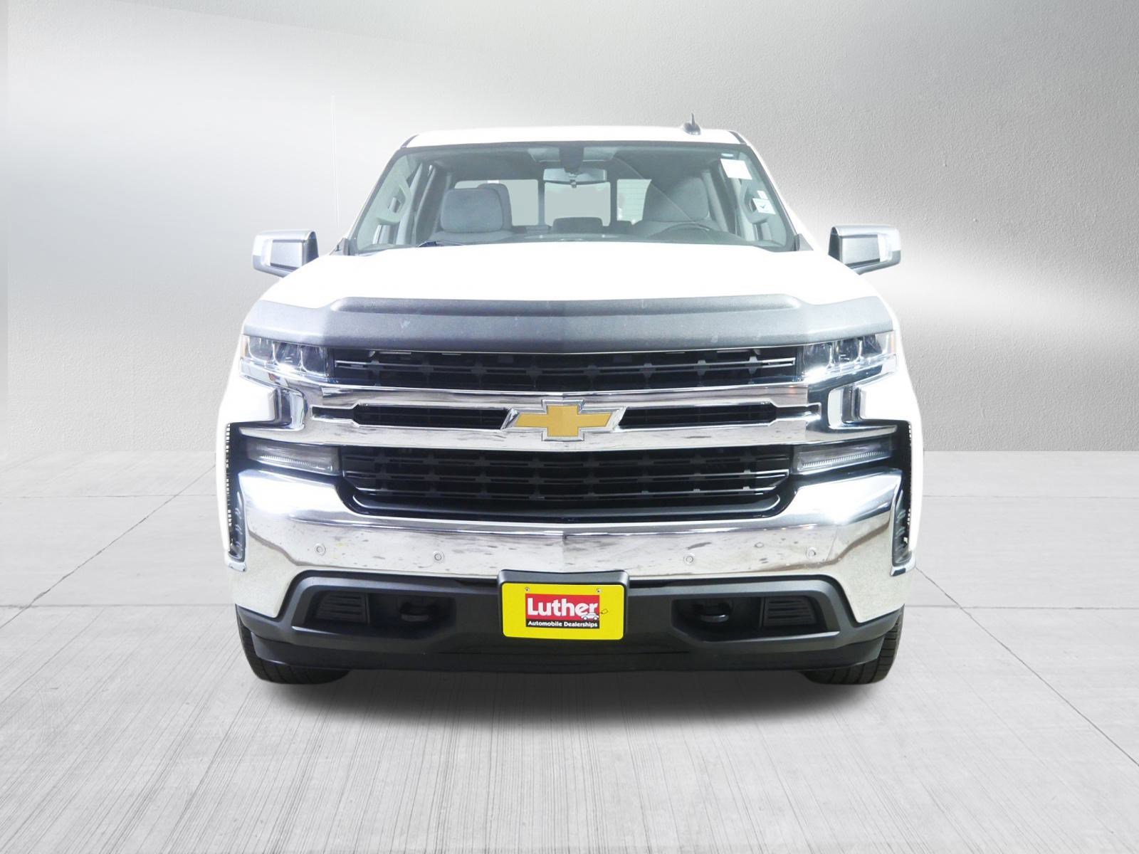 Used 2021 Chevrolet Silverado 1500 LT with VIN 3GCUYDED1MG310947 for sale in Brooklyn Center, Minnesota