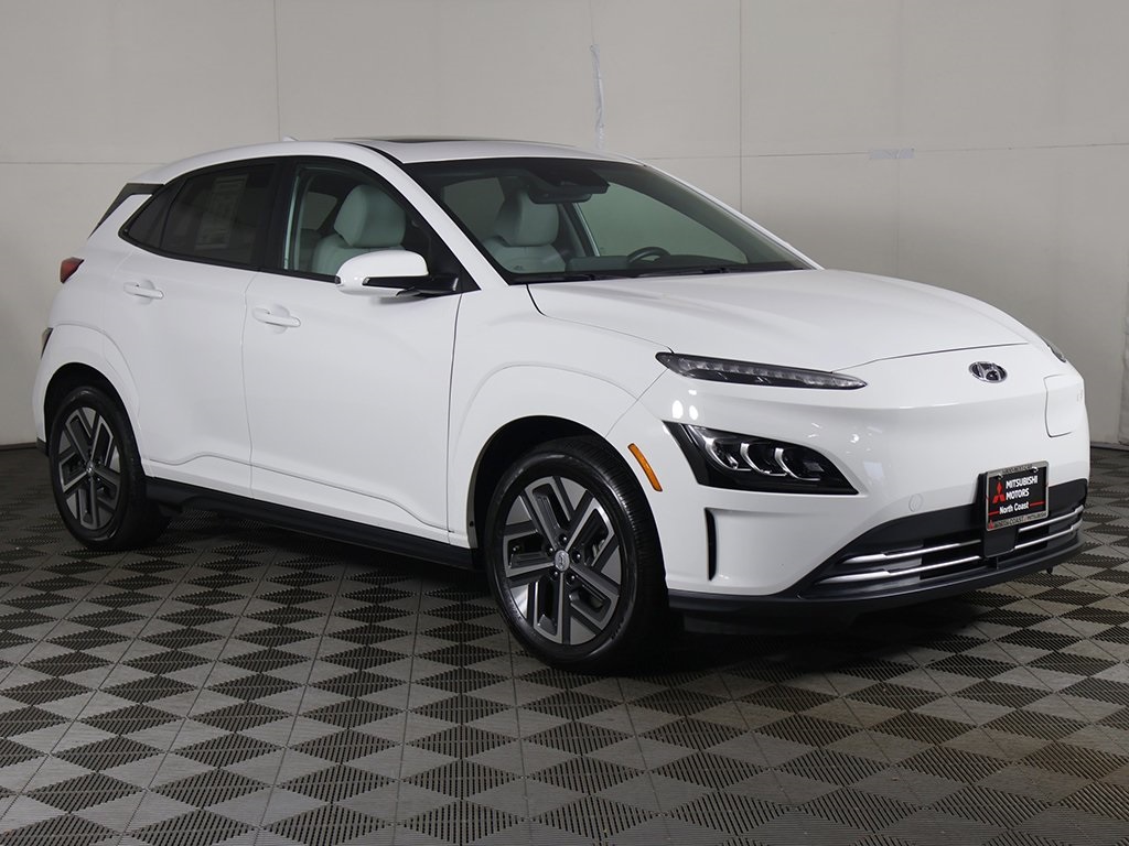 Used 2023 Hyundai Kona EV Limited with VIN KM8K53AG2PU173590 for sale in Bedford, OH