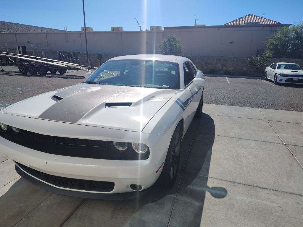 2018 Dodge Challenger SXT photo 6