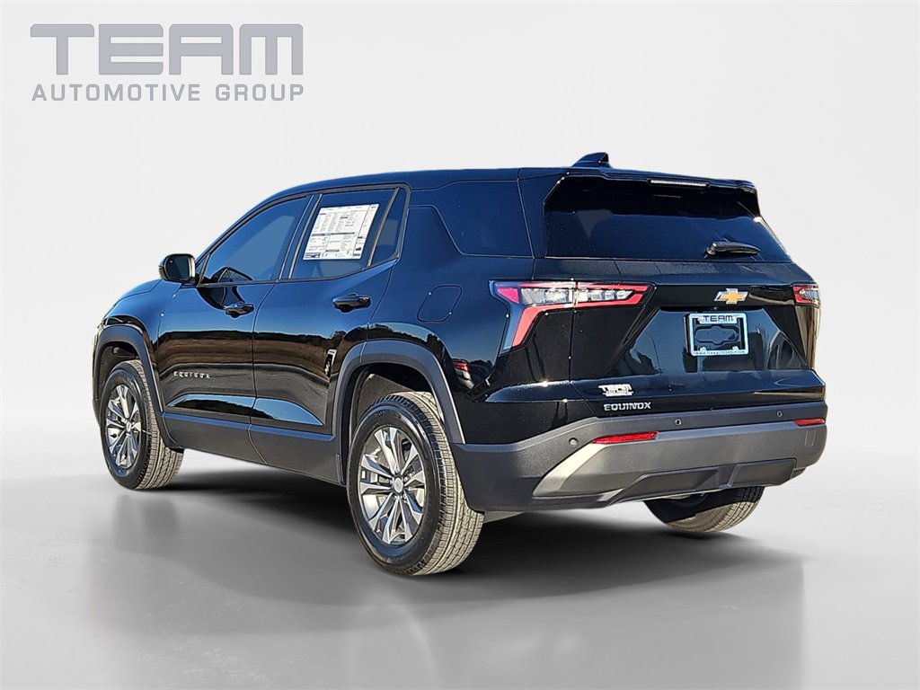 2026 Chevrolet Equinox LT photo 4