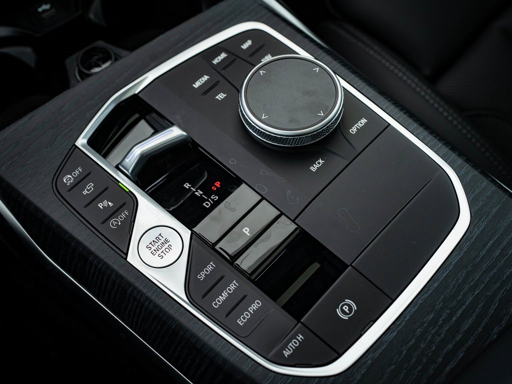2025 Bmw 330i xDrive Sedan photo 30