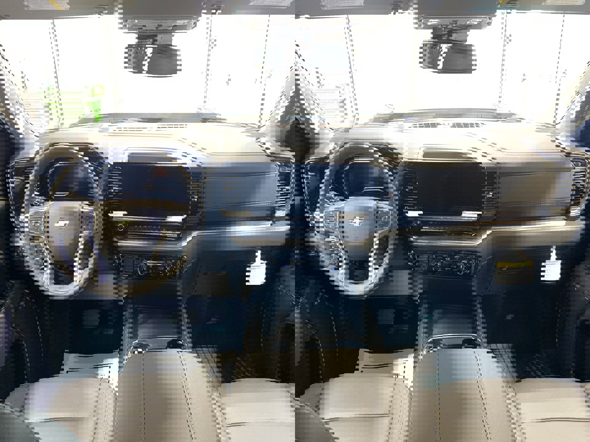 2025 Chevrolet Silverado 2500HD LTZ photo 18