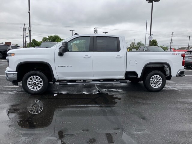 2024 Chevrolet Silverado 2500HD LT photo 4