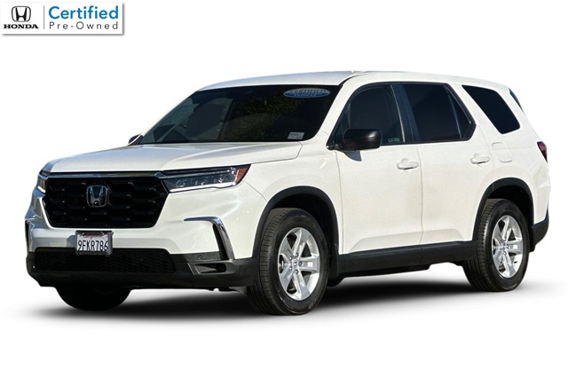 2023 Honda Pilot LX's photo