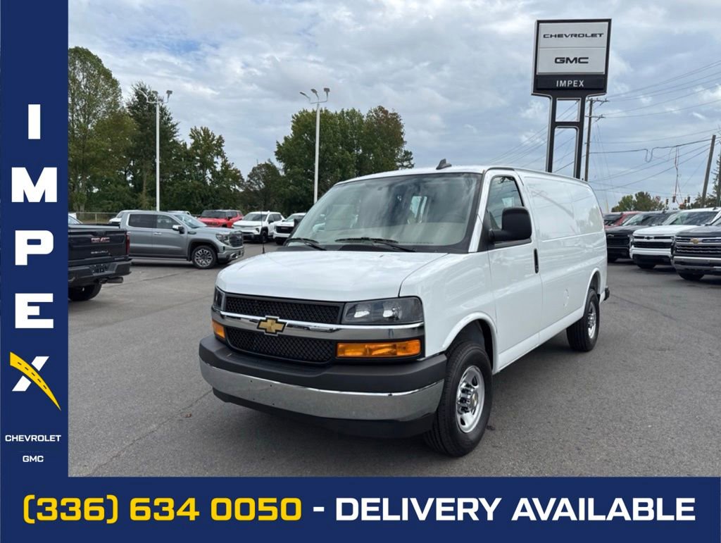 2025 Chevrolet Express Cargo Work Van's photo