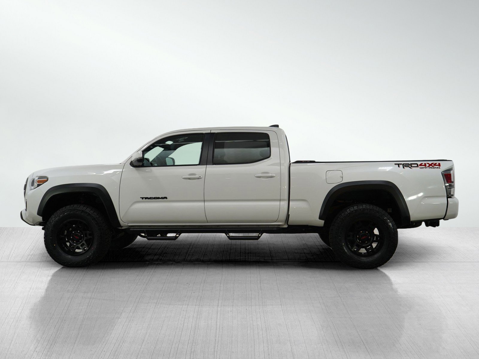 Used 2021 Toyota Tacoma TRD Off Road with VIN 3TMDZ5BN3MM108631 for sale in Bloomington, Minnesota