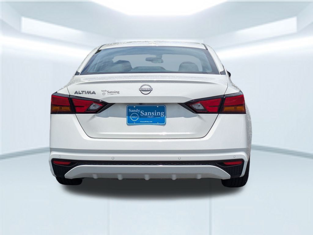 2025 Nissan Altima 2.5 S photo 4