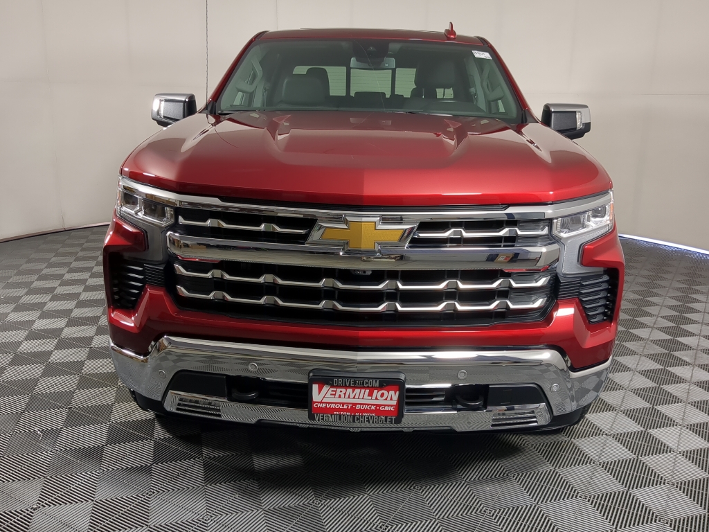 2024 Chevrolet Silverado 1500 LTZ photo 2