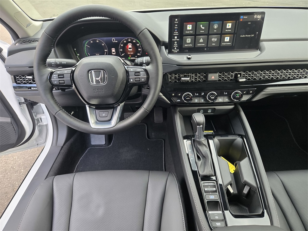 2025 Honda Accord Hybrid Touring photo 11