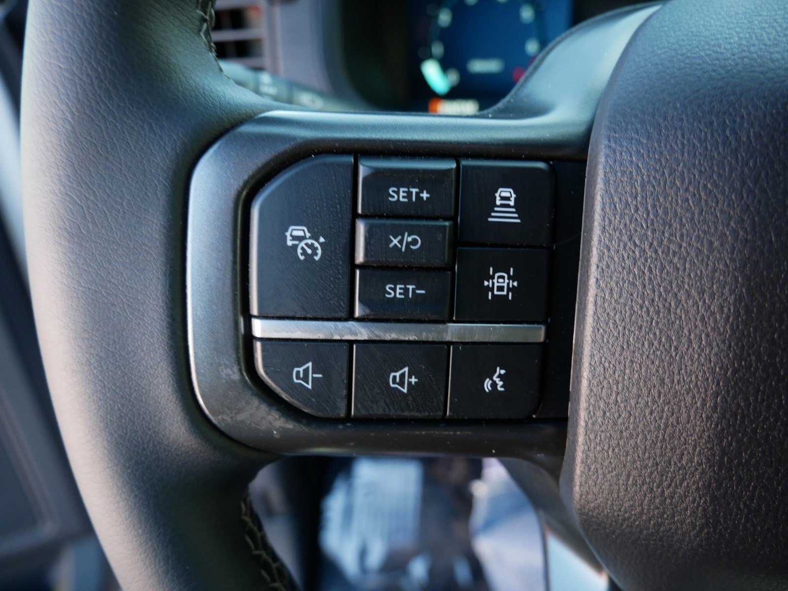 2024 Ford F-150 XLT photo 22