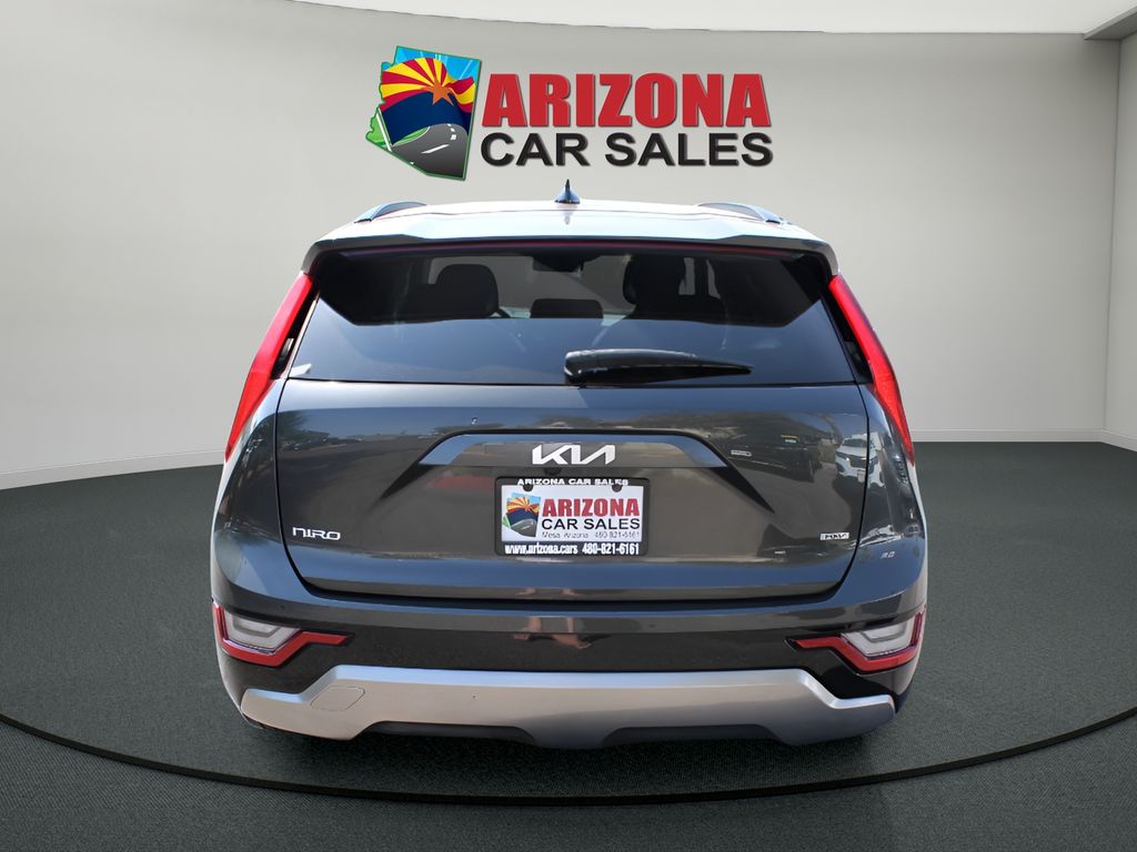 2023 Kia Niro SX Touring photo 3