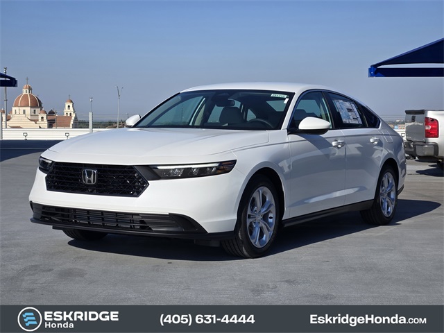 2025 Honda Accord LX photo 2