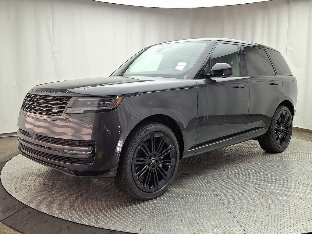 2025 Land Rover Range Rover SE's photo