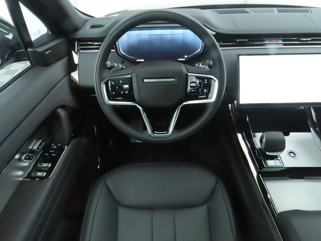 2025 Land Rover Range Rover Sport SE photo 6