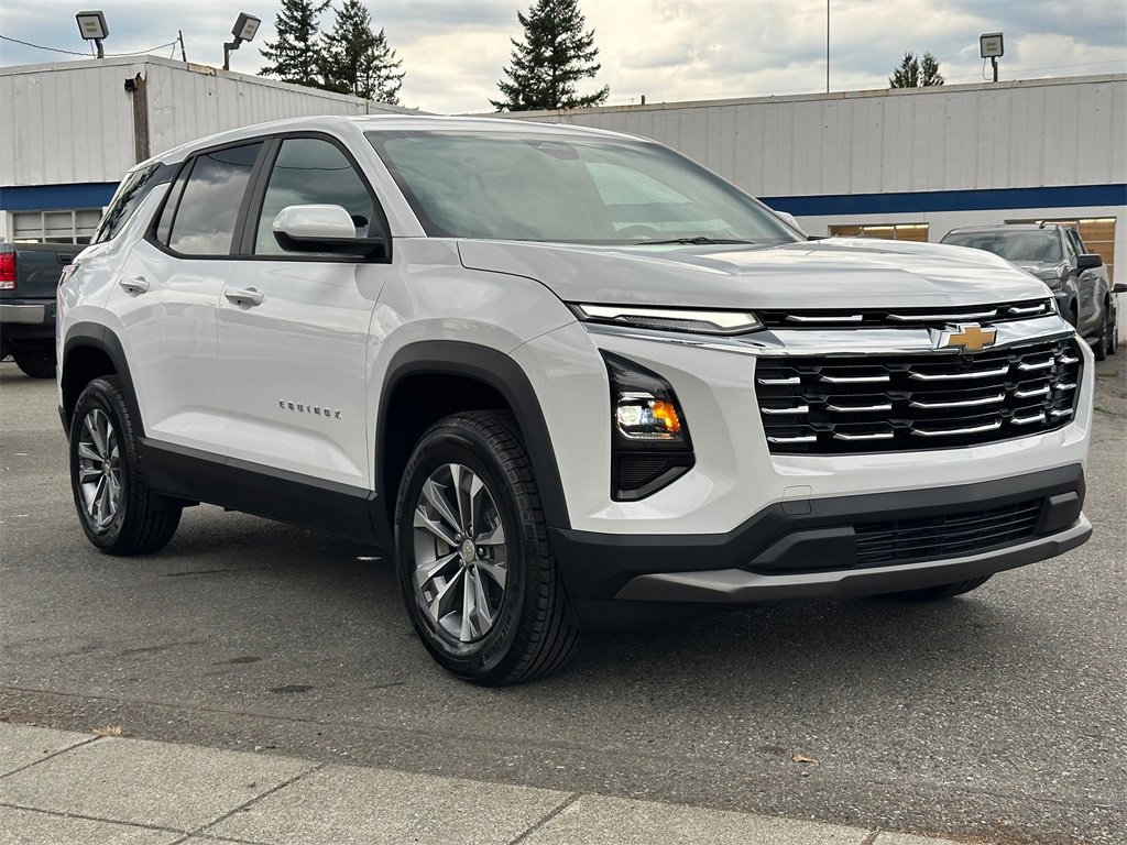 2026 Chevrolet Equinox LT photo 3