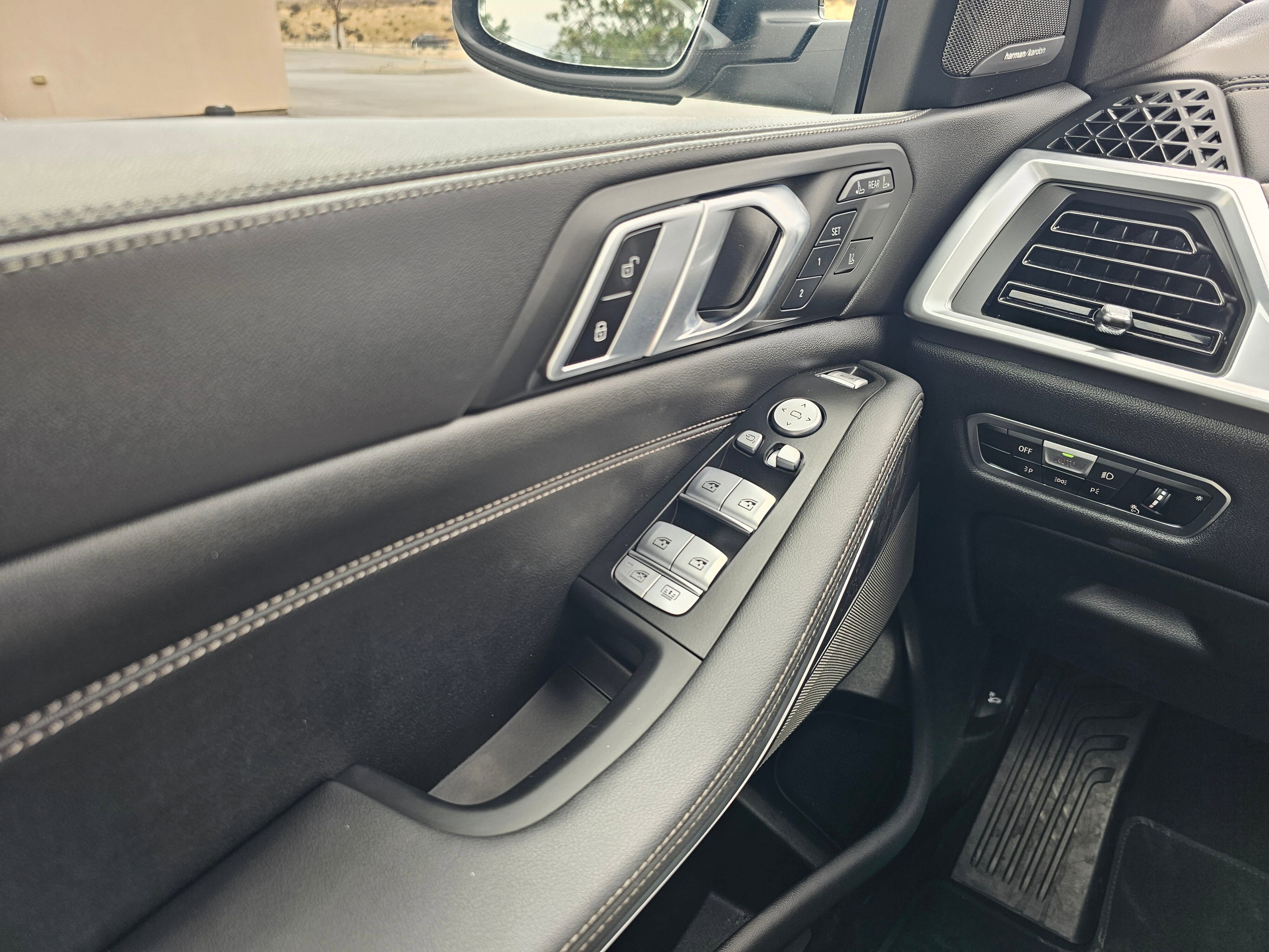 2023 Bmw X7 xDrive40i photo 4