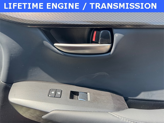 2021 Lexus NX 300 photo 16