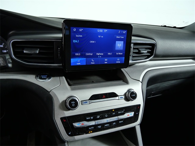 2023 Ford Explorer XLT photo 19