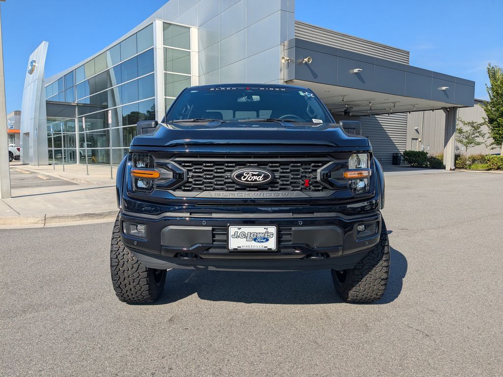 2025 Ford F-150 XLT photo 9
