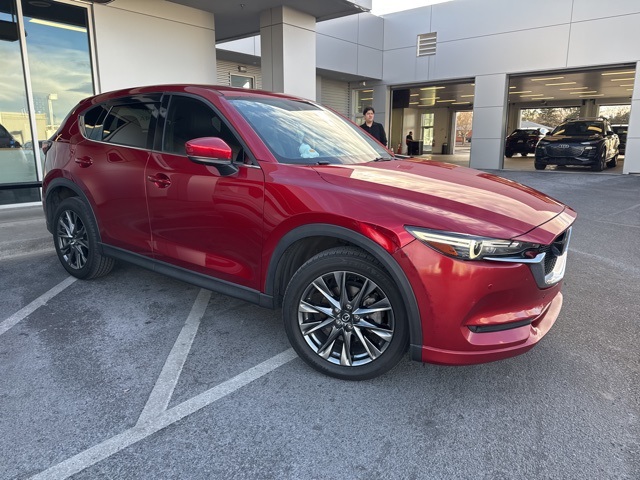 2021 Mazda CX-5 Signature's photo