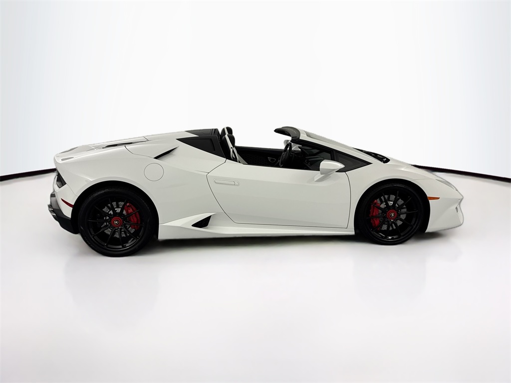 2019 Lamborghini Huracan LP 580-2 Spyder photo 4