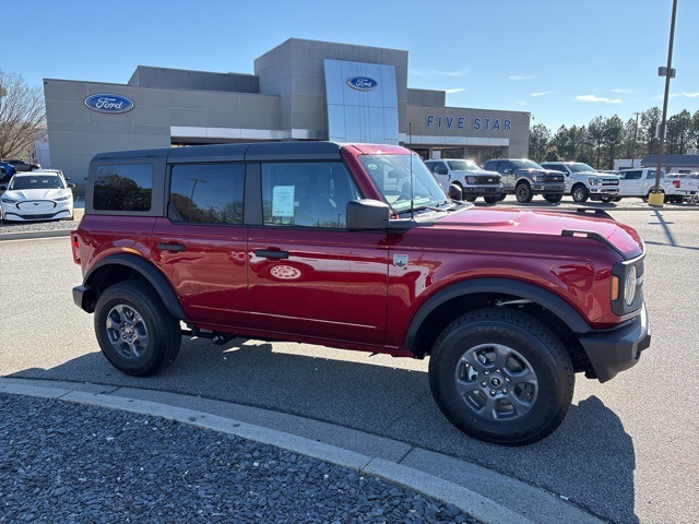 2025 Ford Bronco 4-Door Big Bend's photo