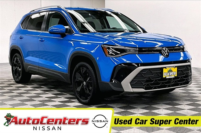 2025 Volkswagen Taos SE's photo