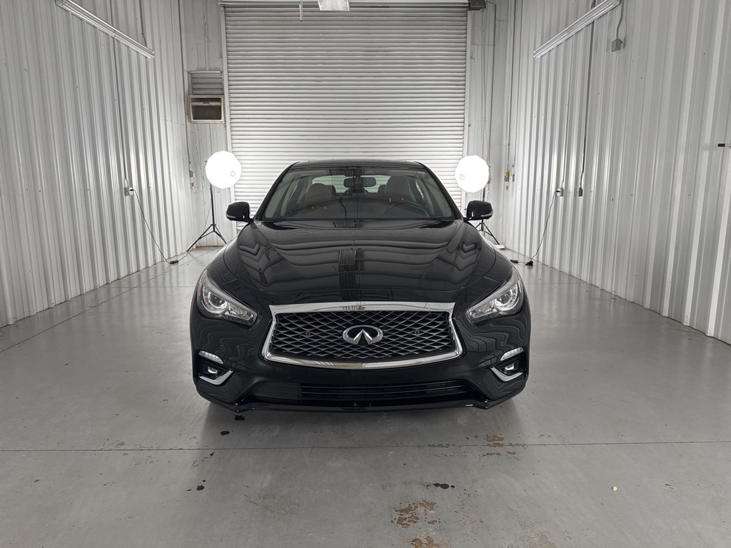 2024 Infiniti Q50 LUXE photo 2