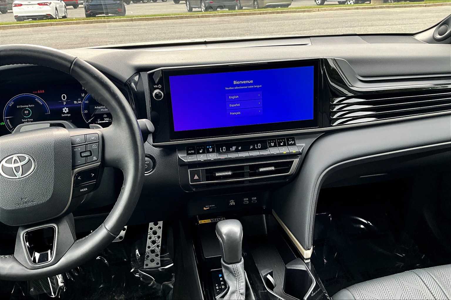 2025 Toyota Camry XSE photo 6