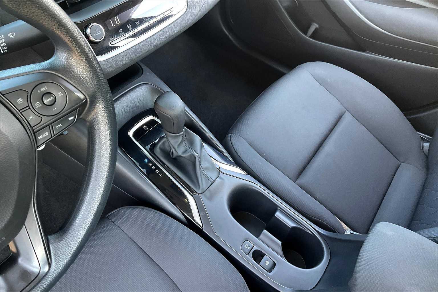 2024 Toyota Corolla LE photo 14