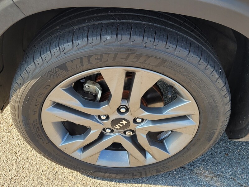 2021 Kia Seltos S photo 13