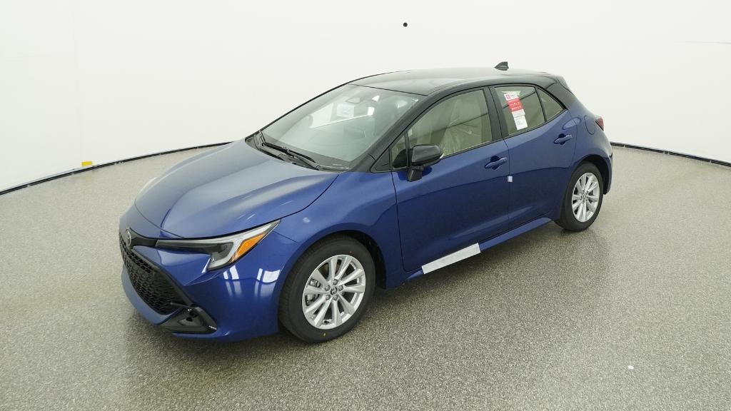 2026 Toyota Corolla Hatchback SE's photo