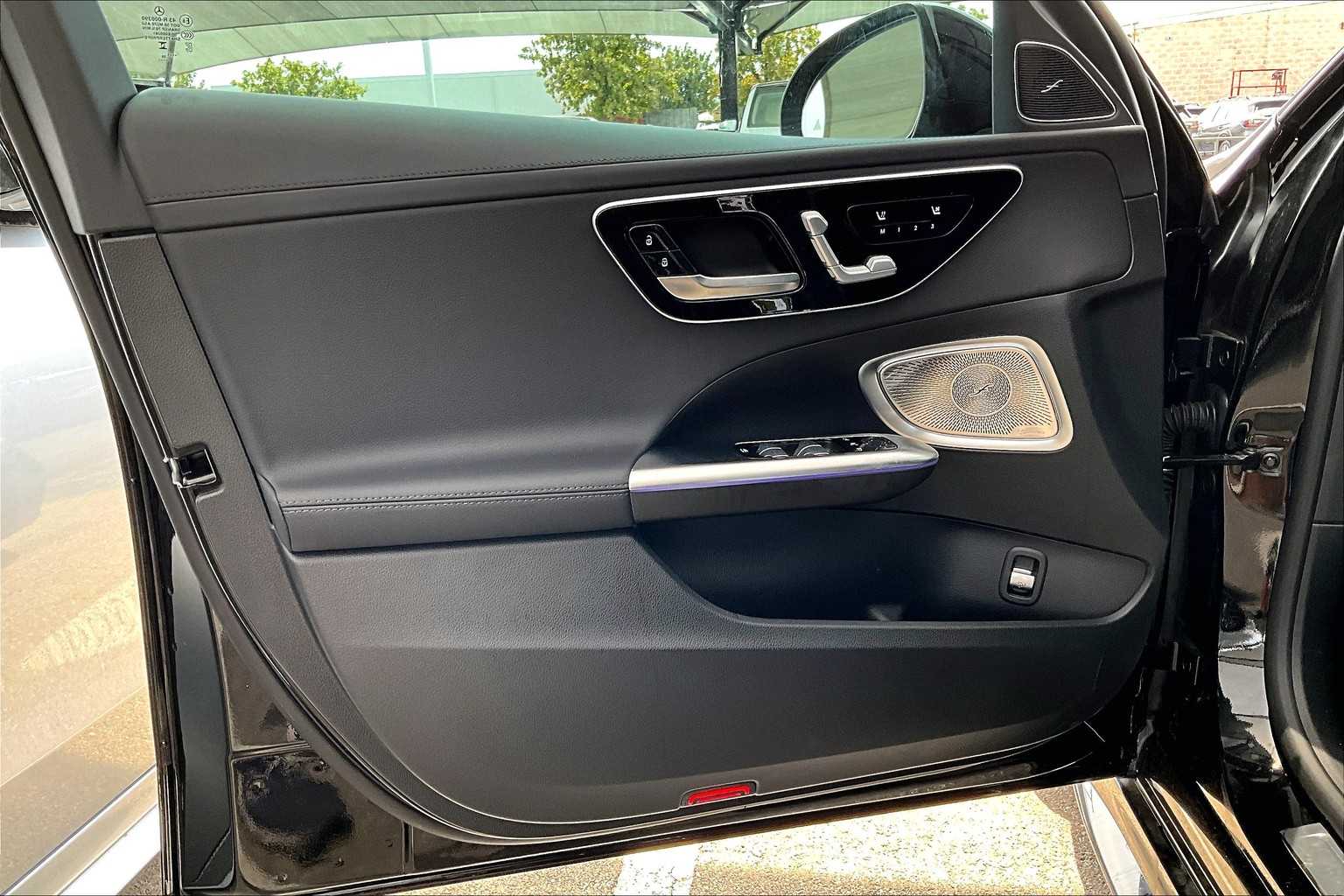 2025 Mercedes Benz C 300 photo 15