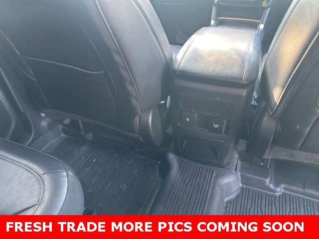 2022 Ford Explorer Limited photo 9