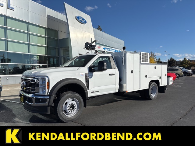 2024 Ford F-600 Super Duty Chassis Cab XL